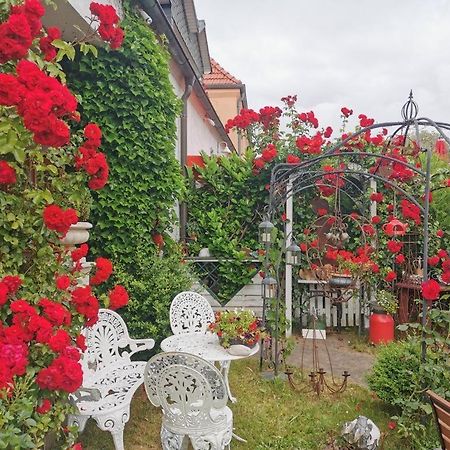 cafesahne u Pension Dranske Exterior foto