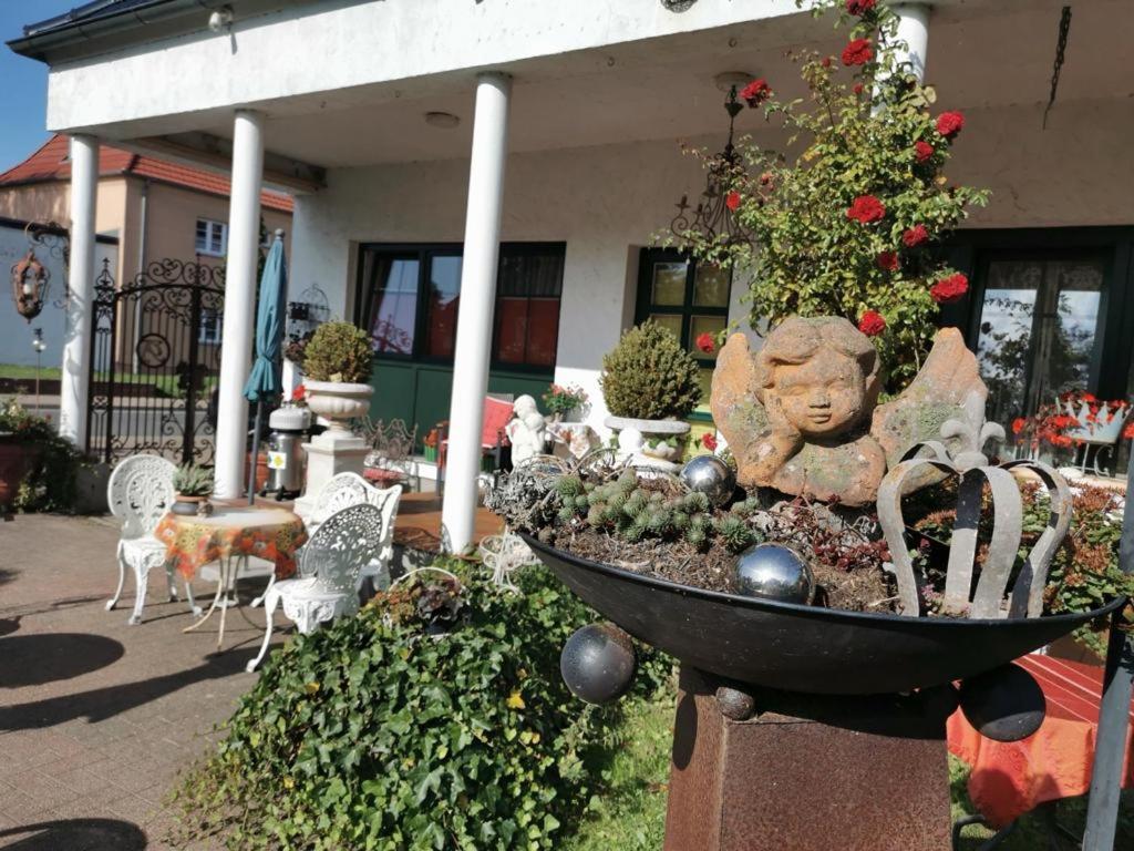 cafesahne u Pension Dranske Exterior foto