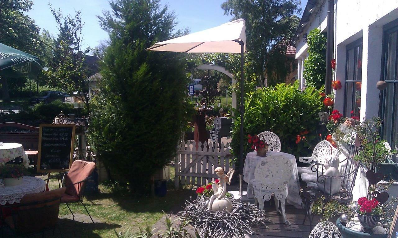 cafesahne u Pension Dranske Exterior foto