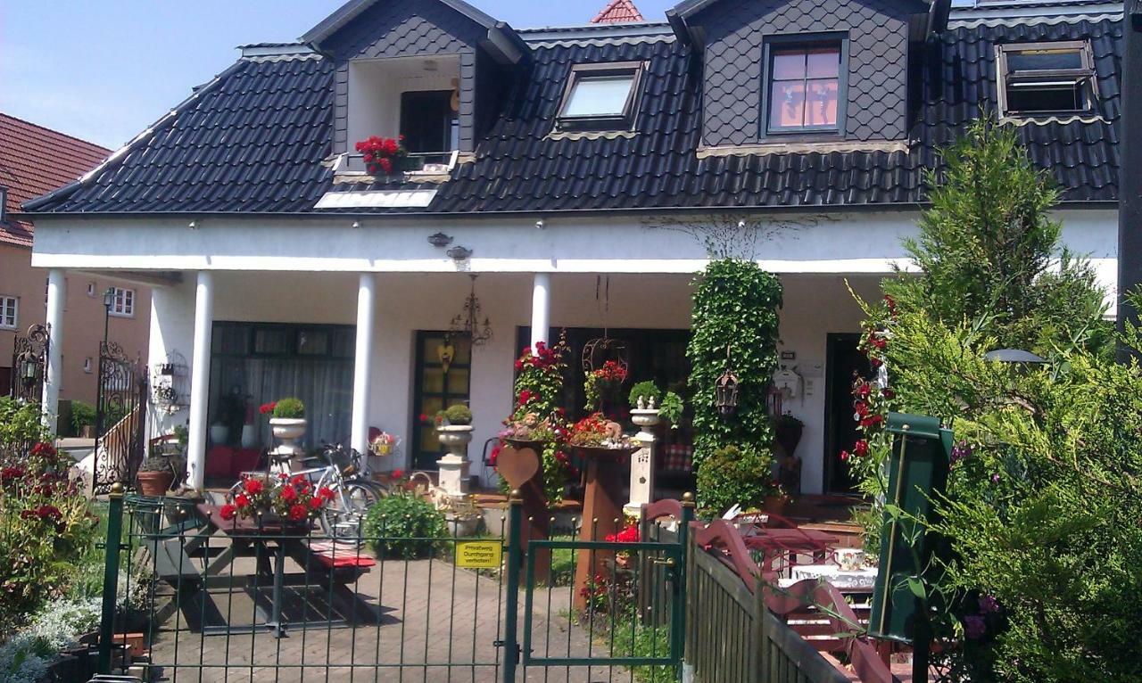 cafesahne u Pension Dranske Exterior foto